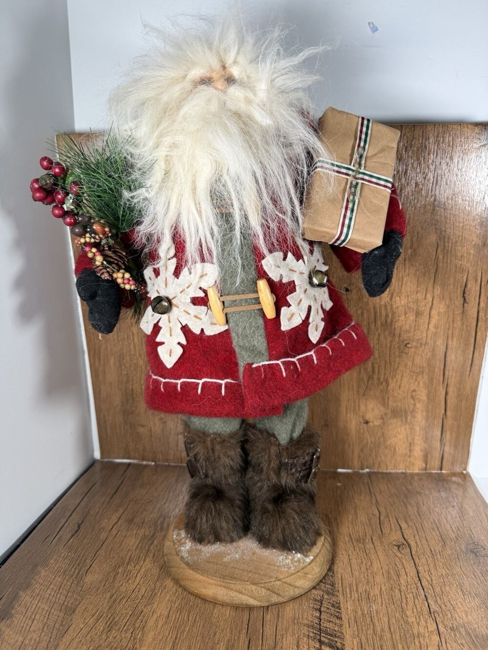 Old World/rustic Santa Collection Santa Claus Figure Snowflake Sweater